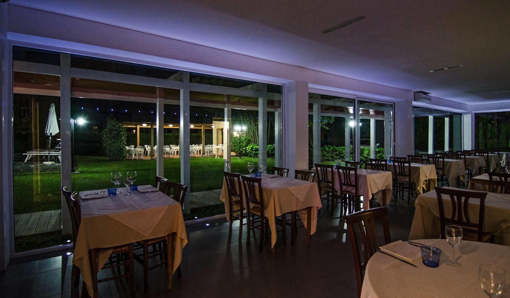 Hotel Hermitage 마리나디마사 외부 사진